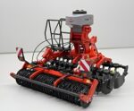 Déchaumer KUHN Optimer 303 avec trémie SH201 grise